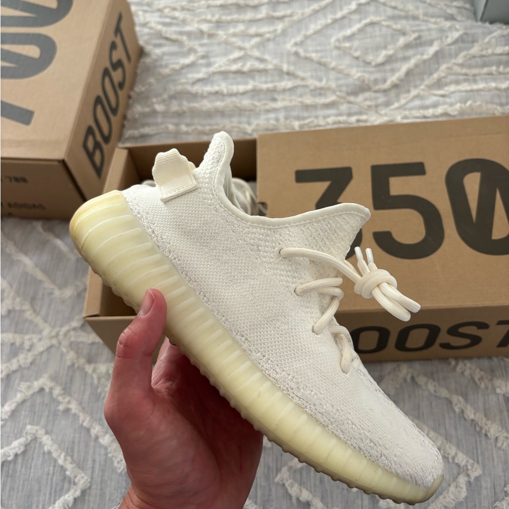 Yeezy Cream White Sneakers